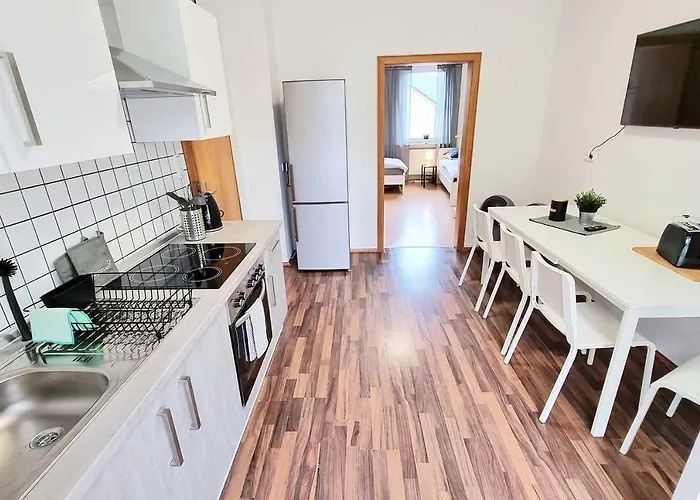 아파트 Modern 3-room With Winter Garden, Free Parking In - Ha01 *