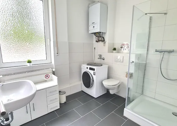 Modern 3-room With Winter Garden, Free Parking In - Ha01 *